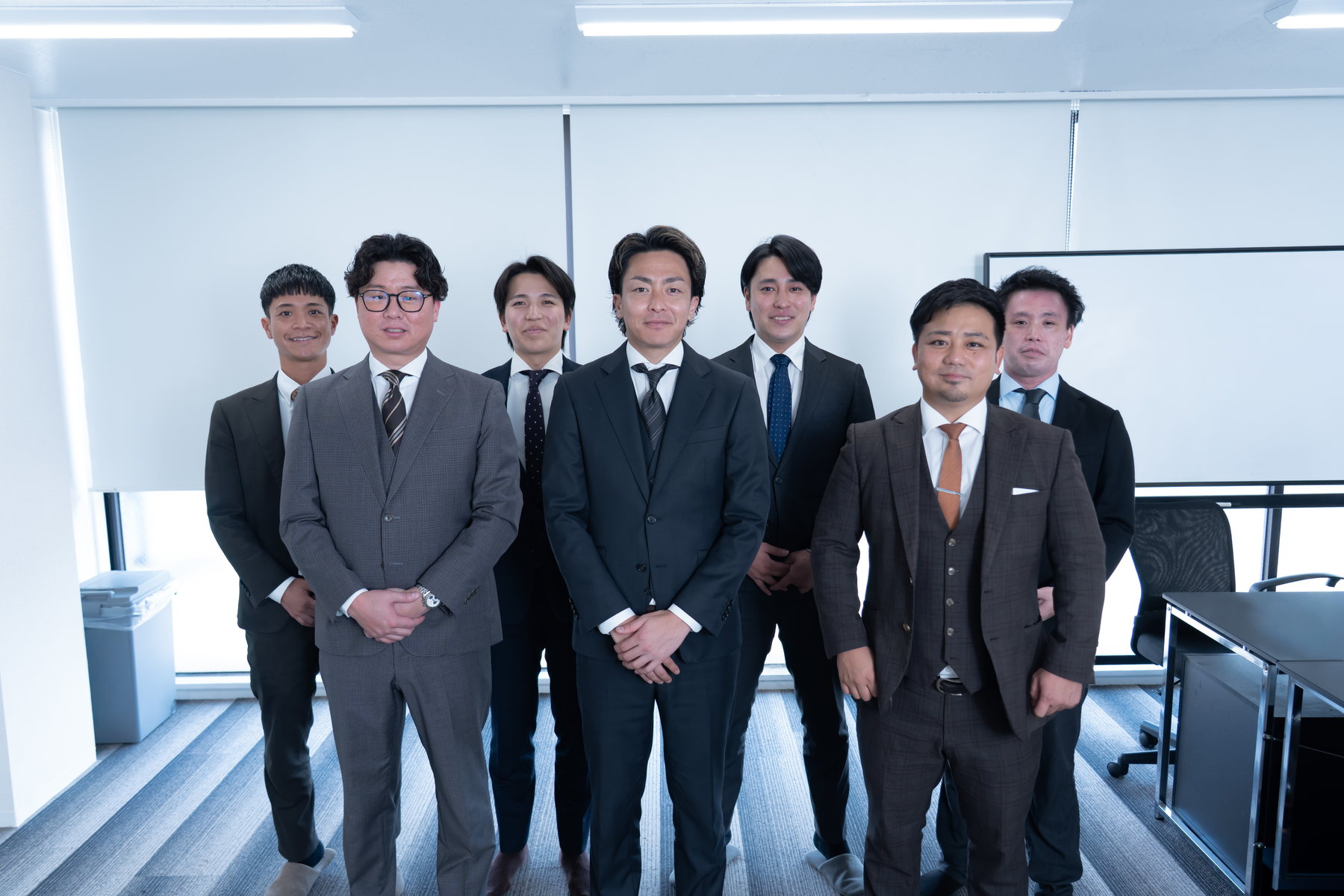 INTER SECTIONのメンバー集合写真